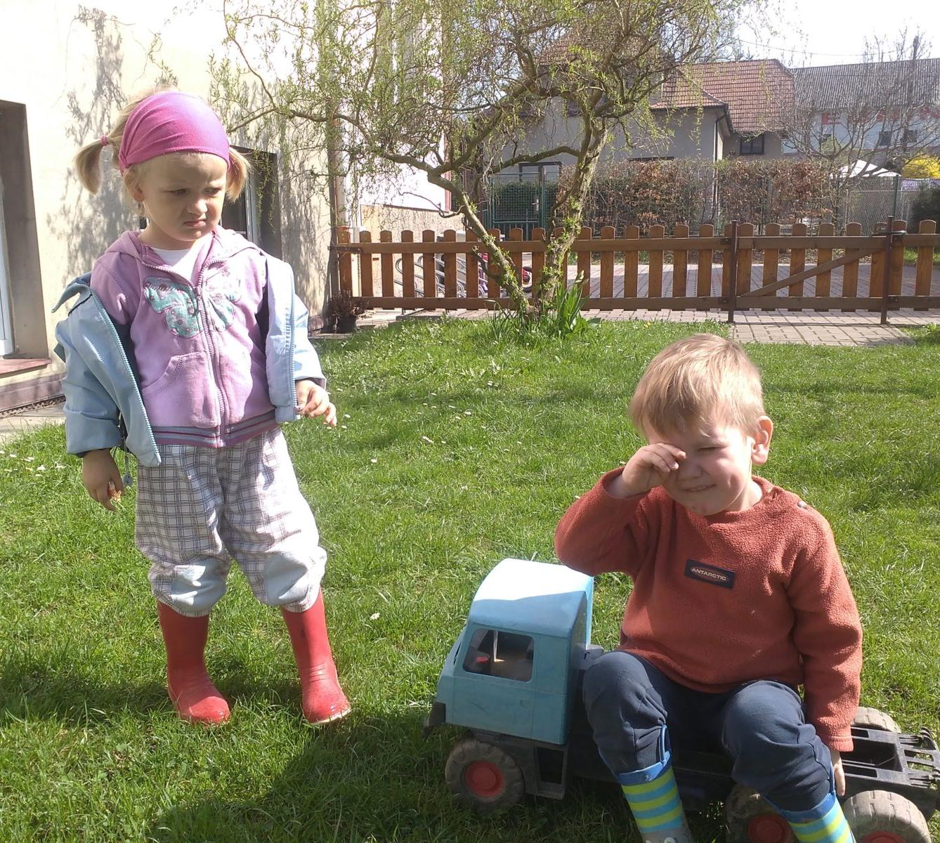 "Konečně na zahradě" - 23