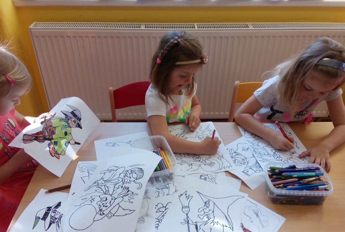 ČARODĚJNICKÉ DOPOLEDNE V MŠ - 8