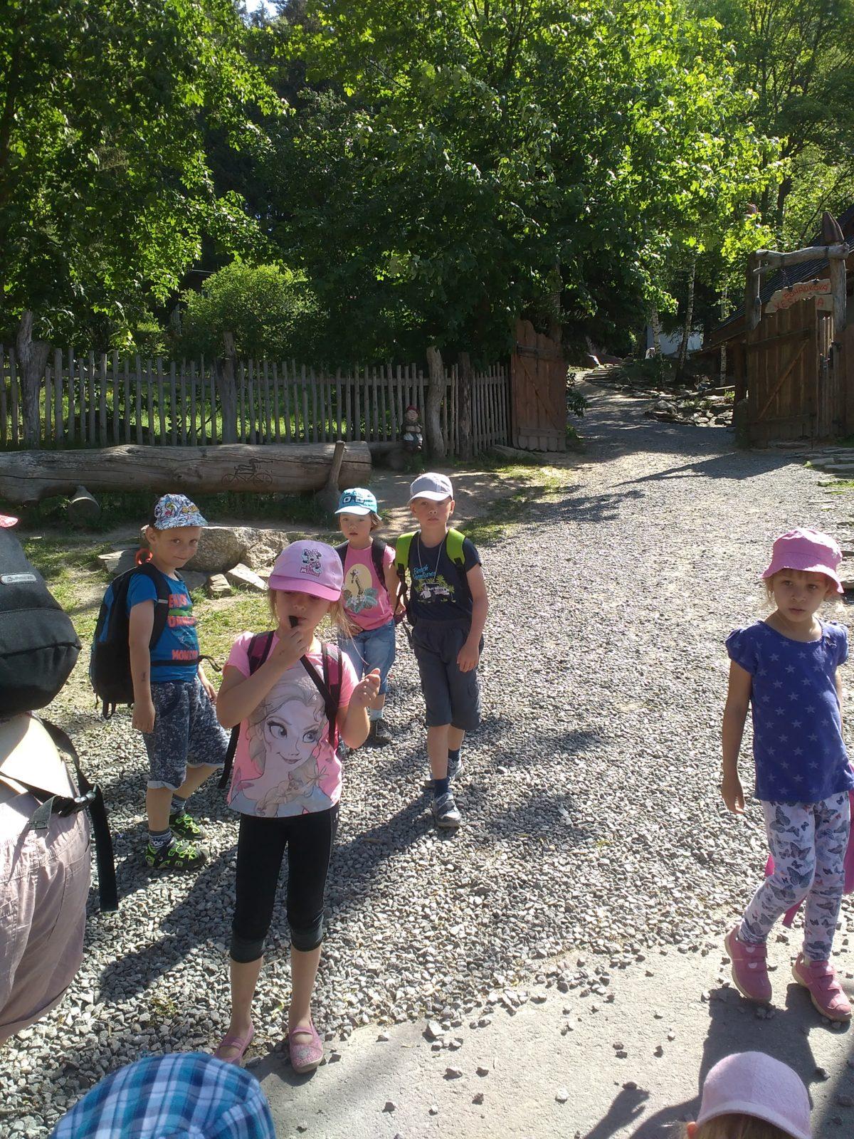 Výlet do "Pohádkové vesničky" I. - 11