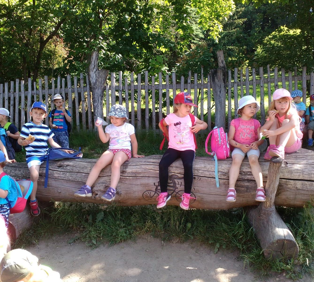 Výlet do "Pohádkové vesničky" I. - 18