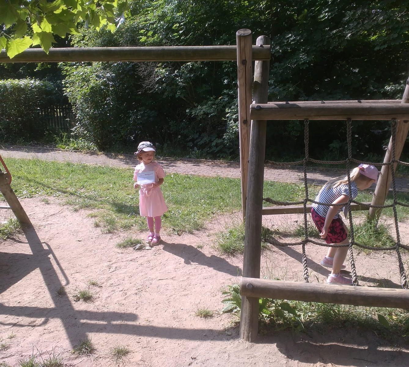 Návštěva předškoláků u deváťáků ve škole - 4