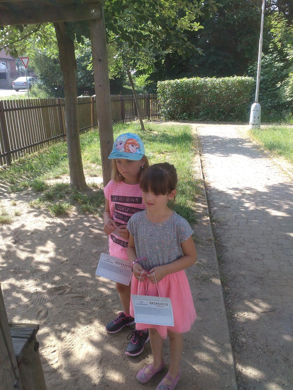 Návštěva předškoláků u deváťáků ve škole - 5