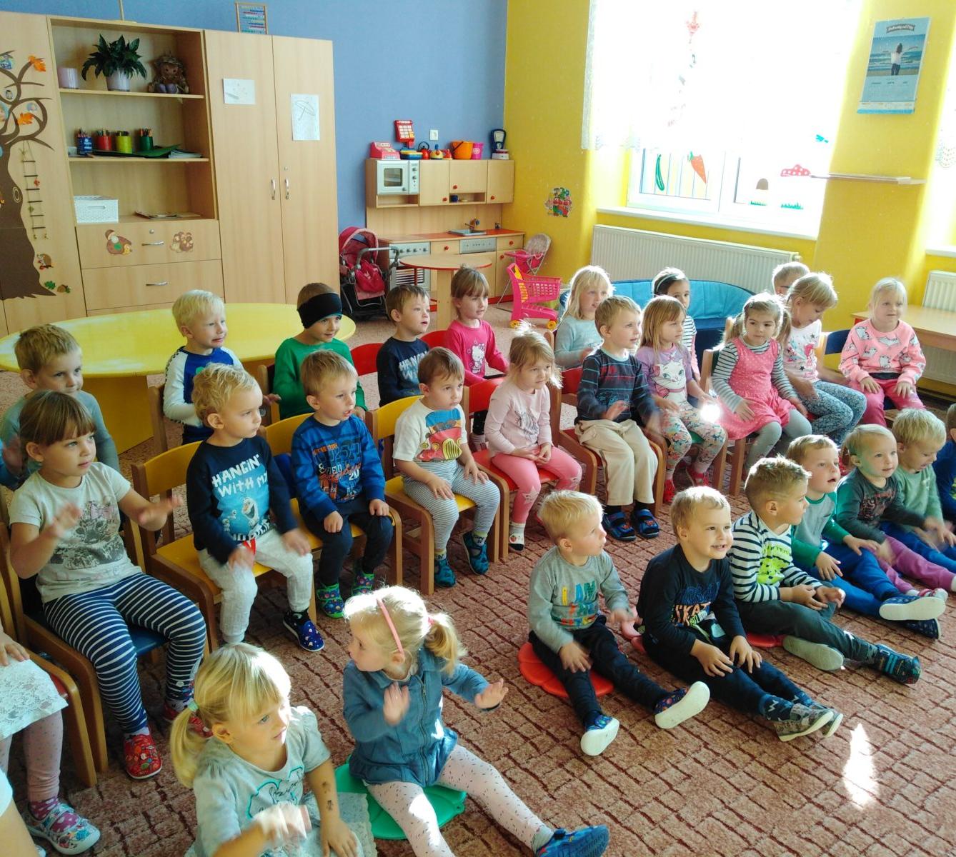 Divadýlko v MŠ: Myšák Pišta - 14