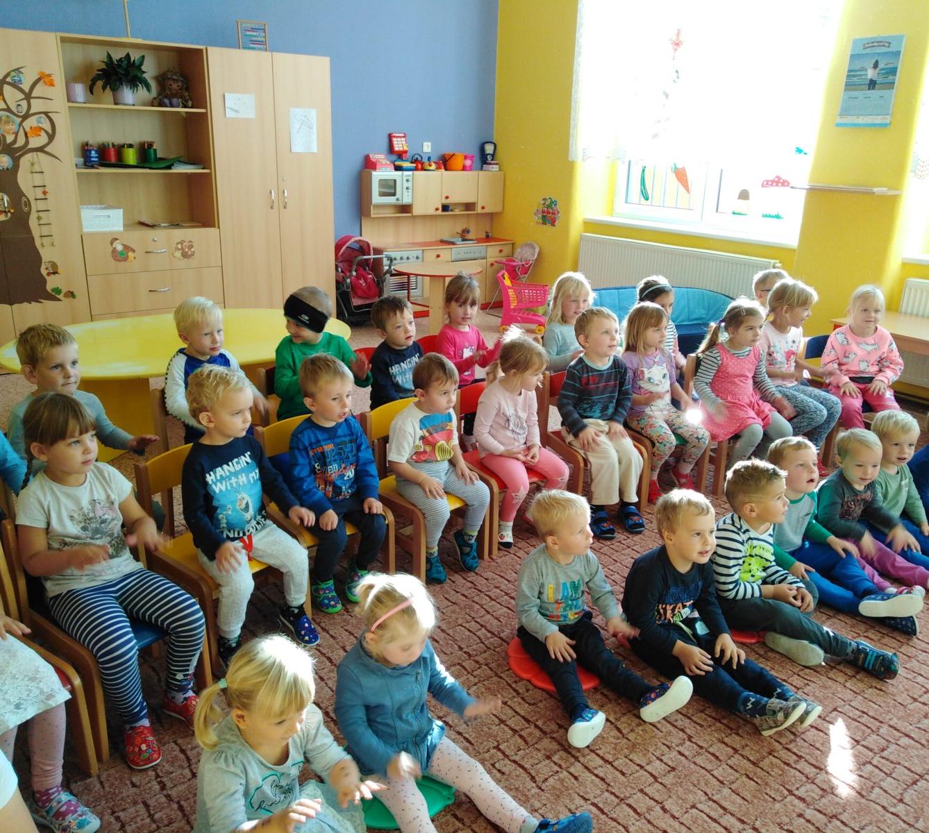 Divadýlko v MŠ: Myšák Pišta - 15