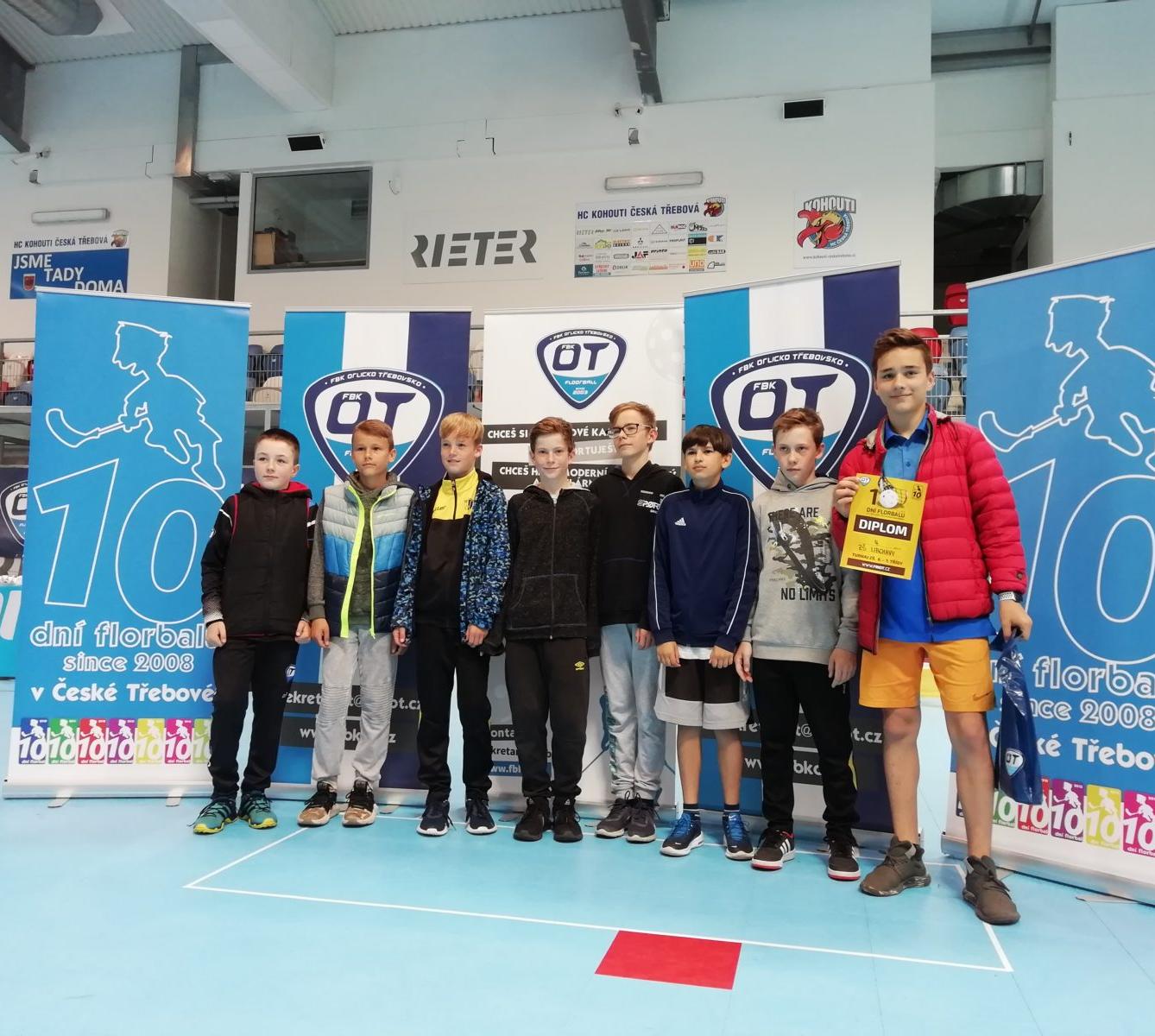 10 dní florbalu - 6. a 7. třída - 2