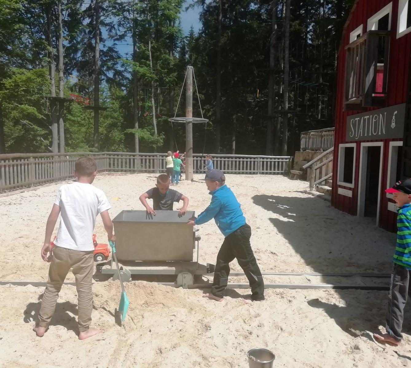 Výlet třeťáků na Dolní Moravu - 34