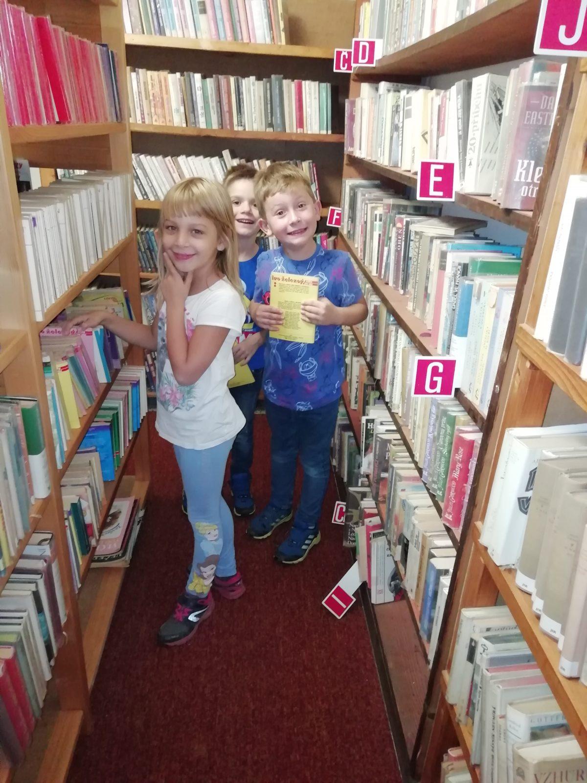 Prvňáčci v Obecní knihovně v Libchavách - 9