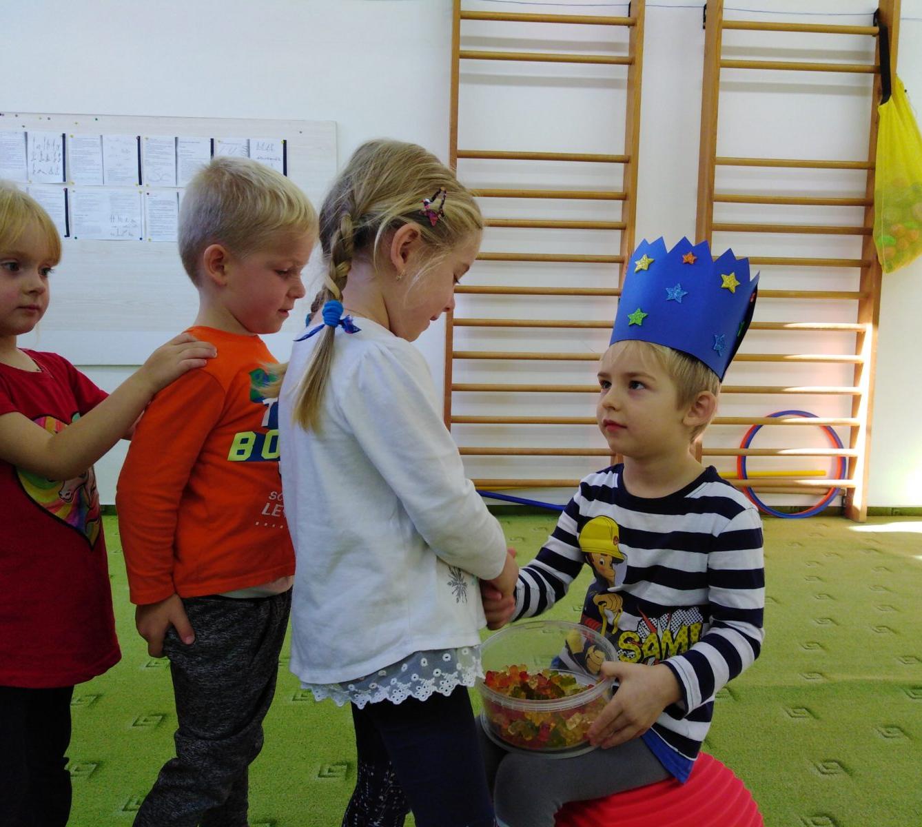 Broučci slaví: Štěpánek měl narozeniny - 10