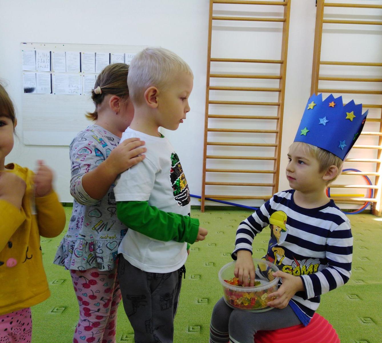 Broučci slaví: Štěpánek měl narozeniny - 14