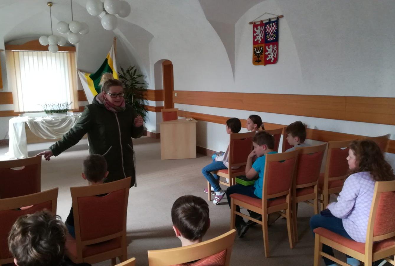 Návštěva místní knihovny - 4.B - 2