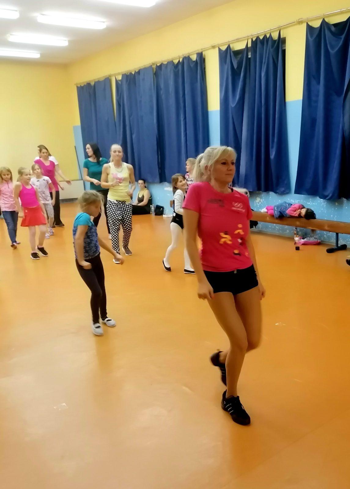 26. 11. Zumba s Ivou - 6