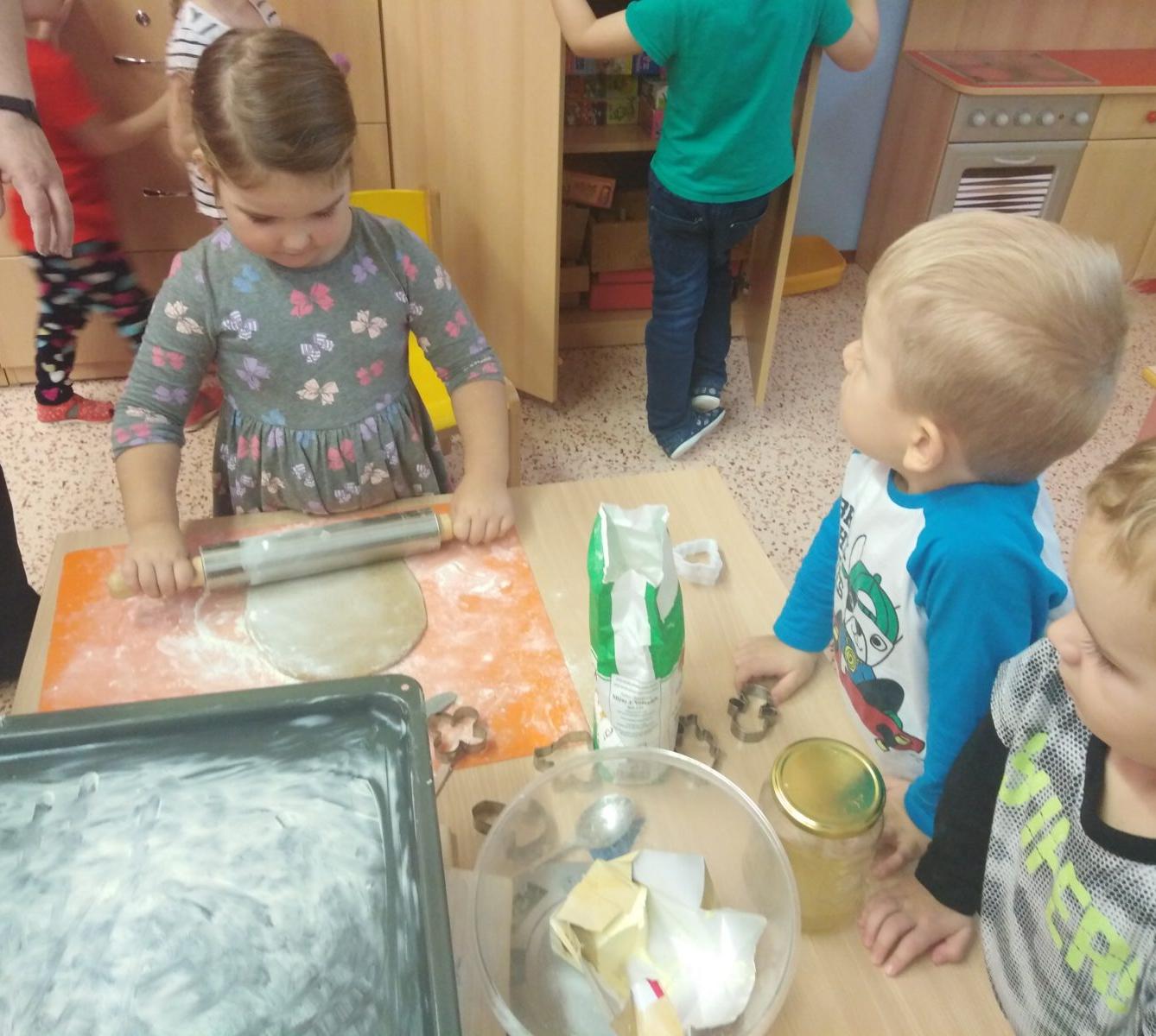 příprava na Vánoce: pečeme perníčky:-) - 36