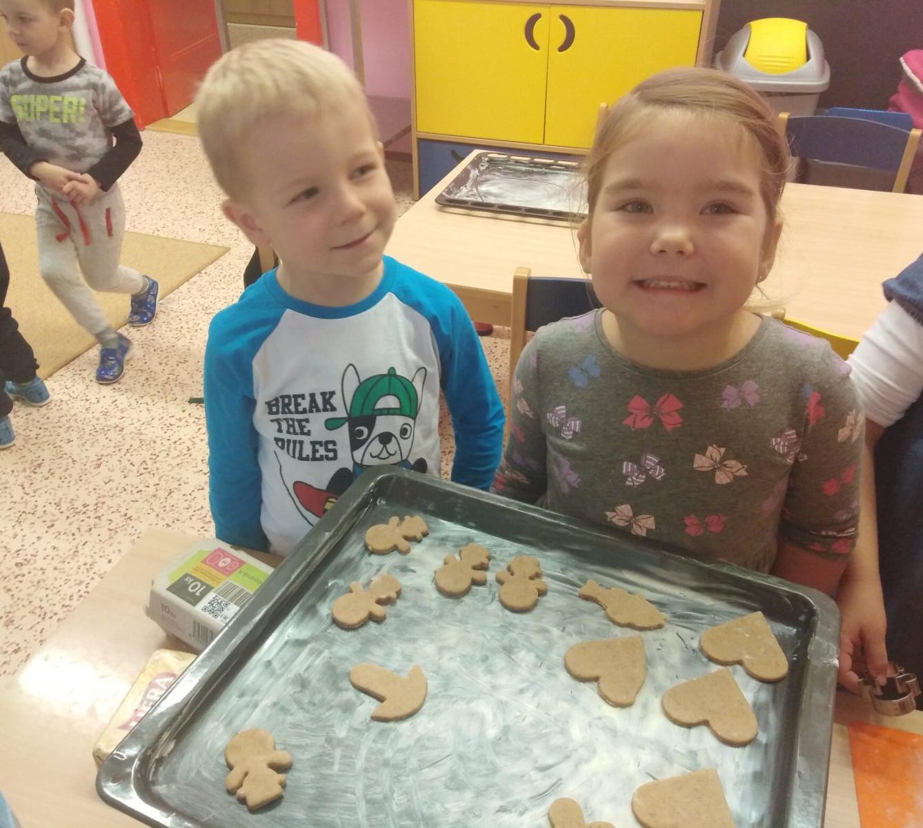 příprava na Vánoce: pečeme perníčky:-) - 44