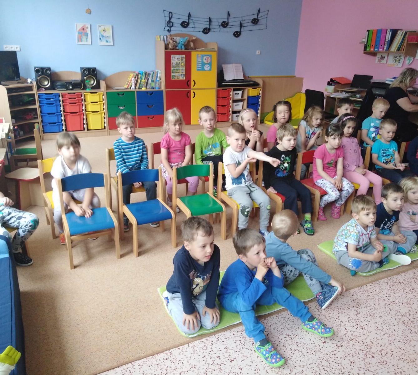 Projektový den v MŠ: "Cesta do Pravěku" - 3