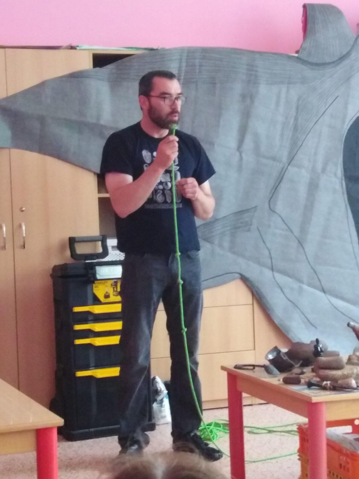 Projektový den v MŠ: "Cesta do Pravěku" - 8