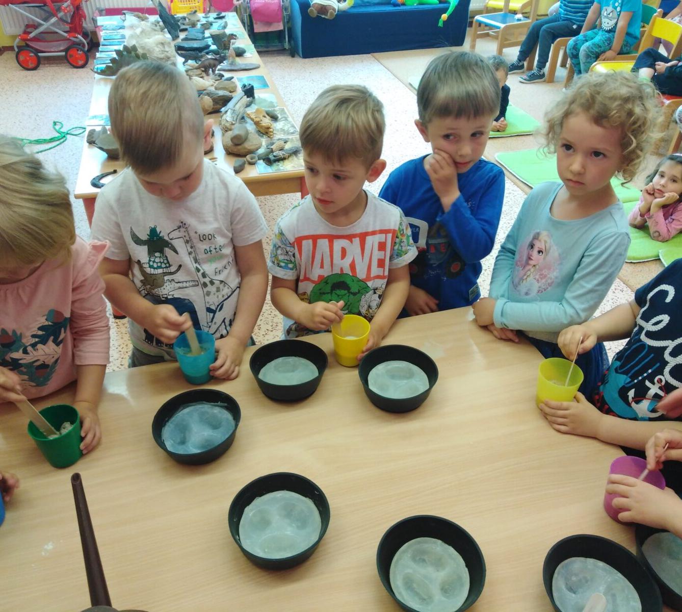 Projektový den v MŠ: "Cesta do Pravěku" - 43