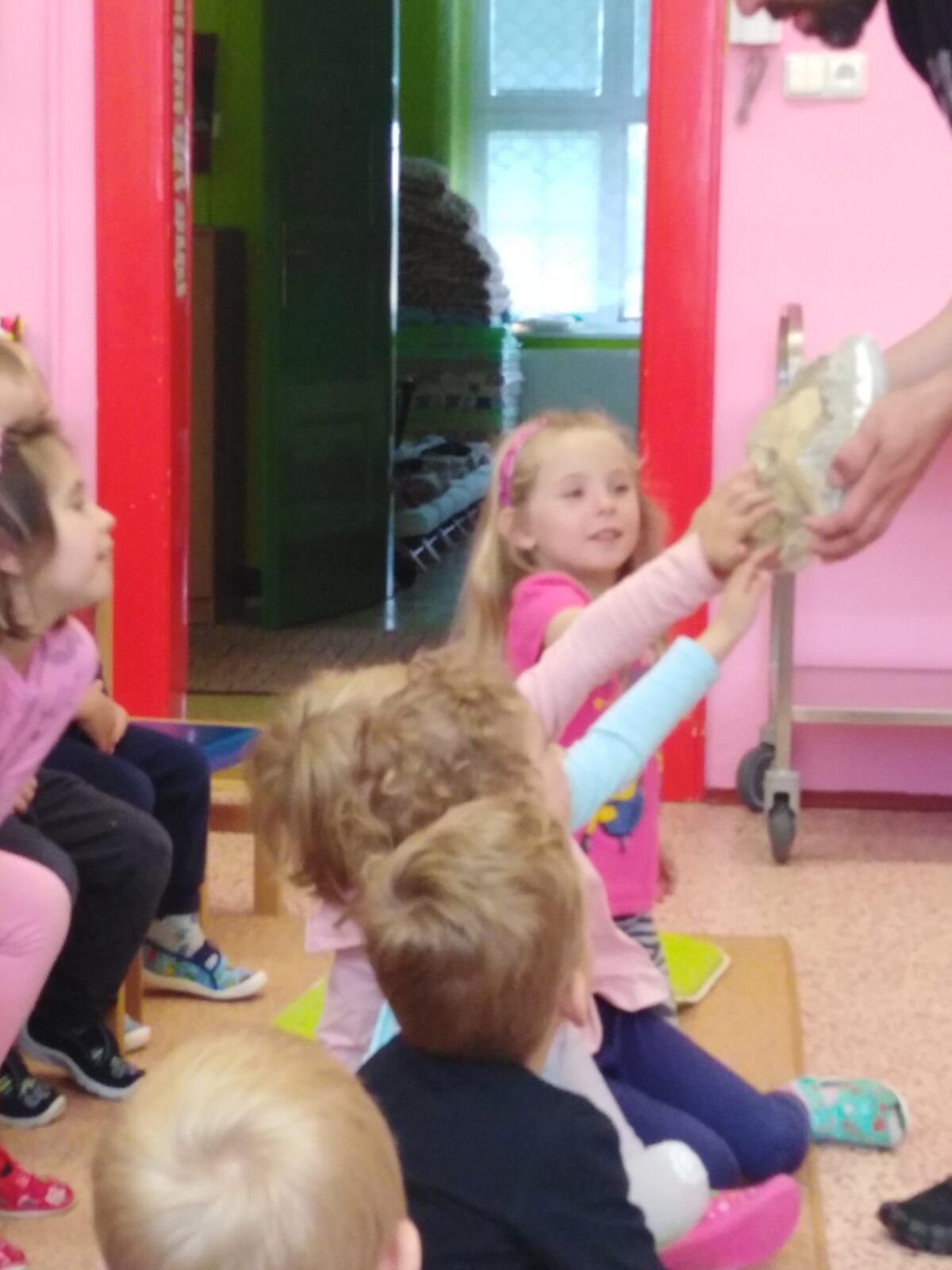 Projektový den v MŠ: "Cesta do Pravěku" - 54