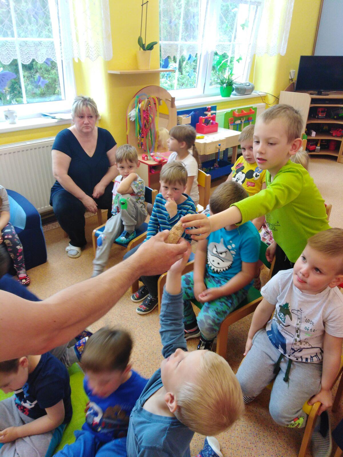 Projektový den v MŠ: "Cesta do Pravěku" - 72