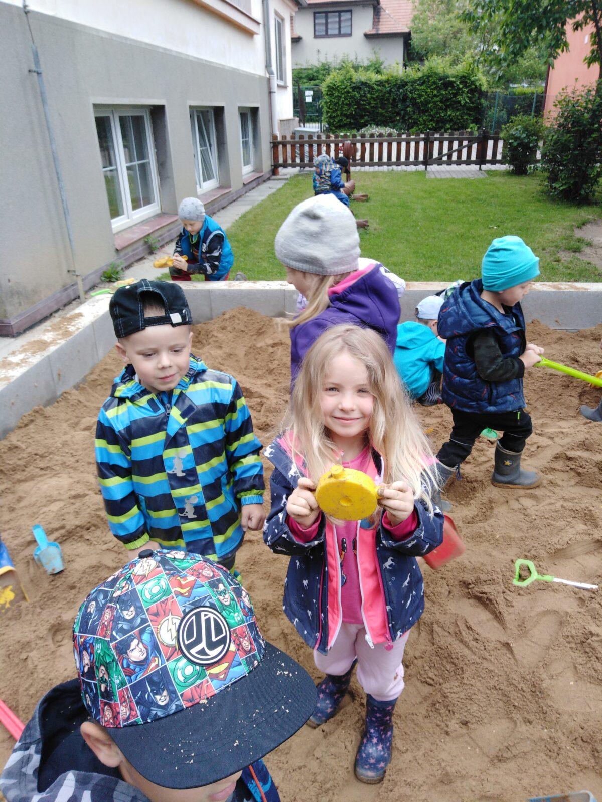 Projektový den v MŠ: "Cesta do Pravěku" - 104