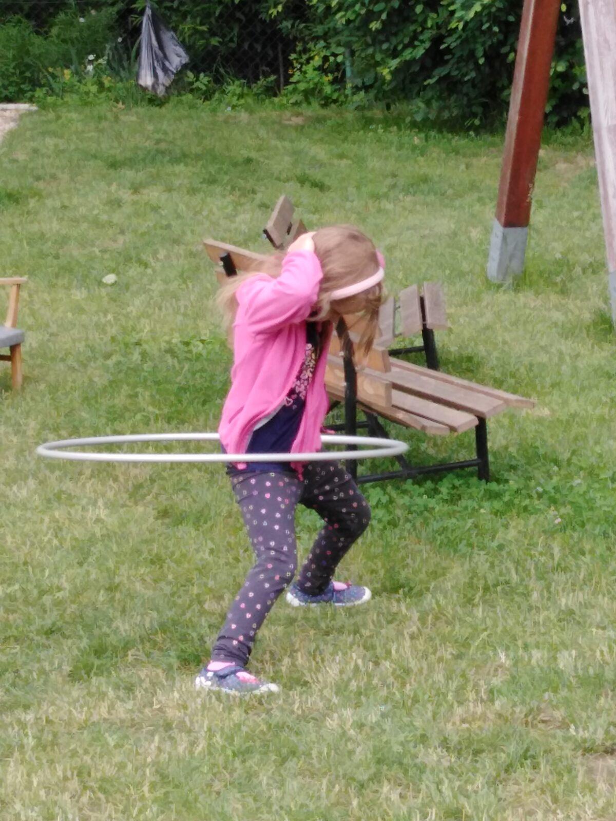 Hrajeme si na zahradě:-) - 15