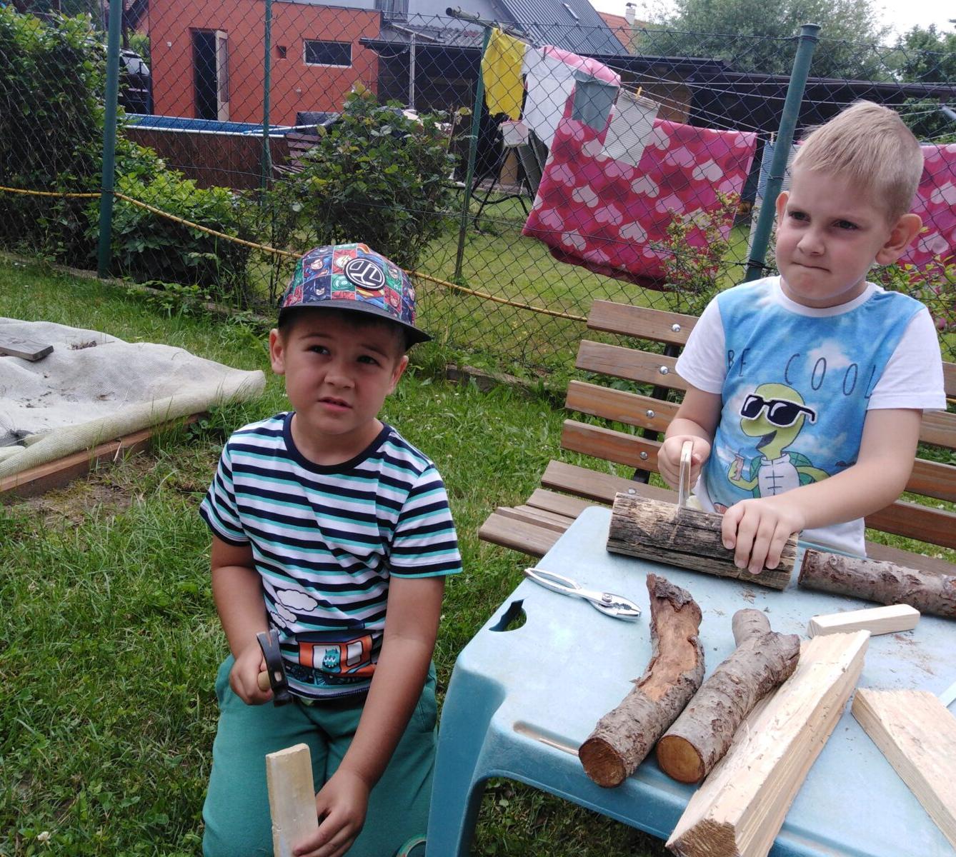 Hrajeme si na zahradě:-) - 19