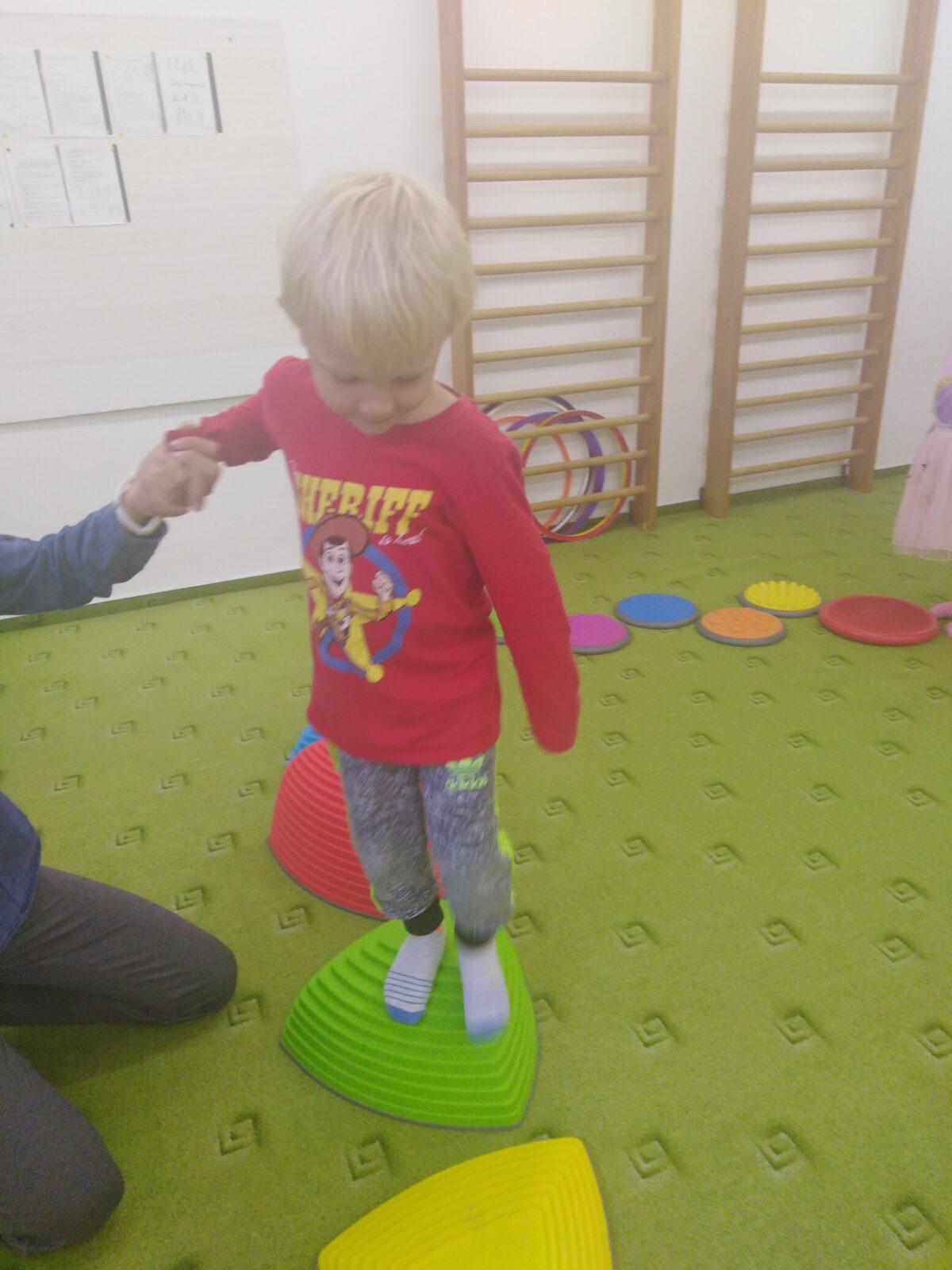 Broučci: "pracujeme a cvičíme" :-) - 34