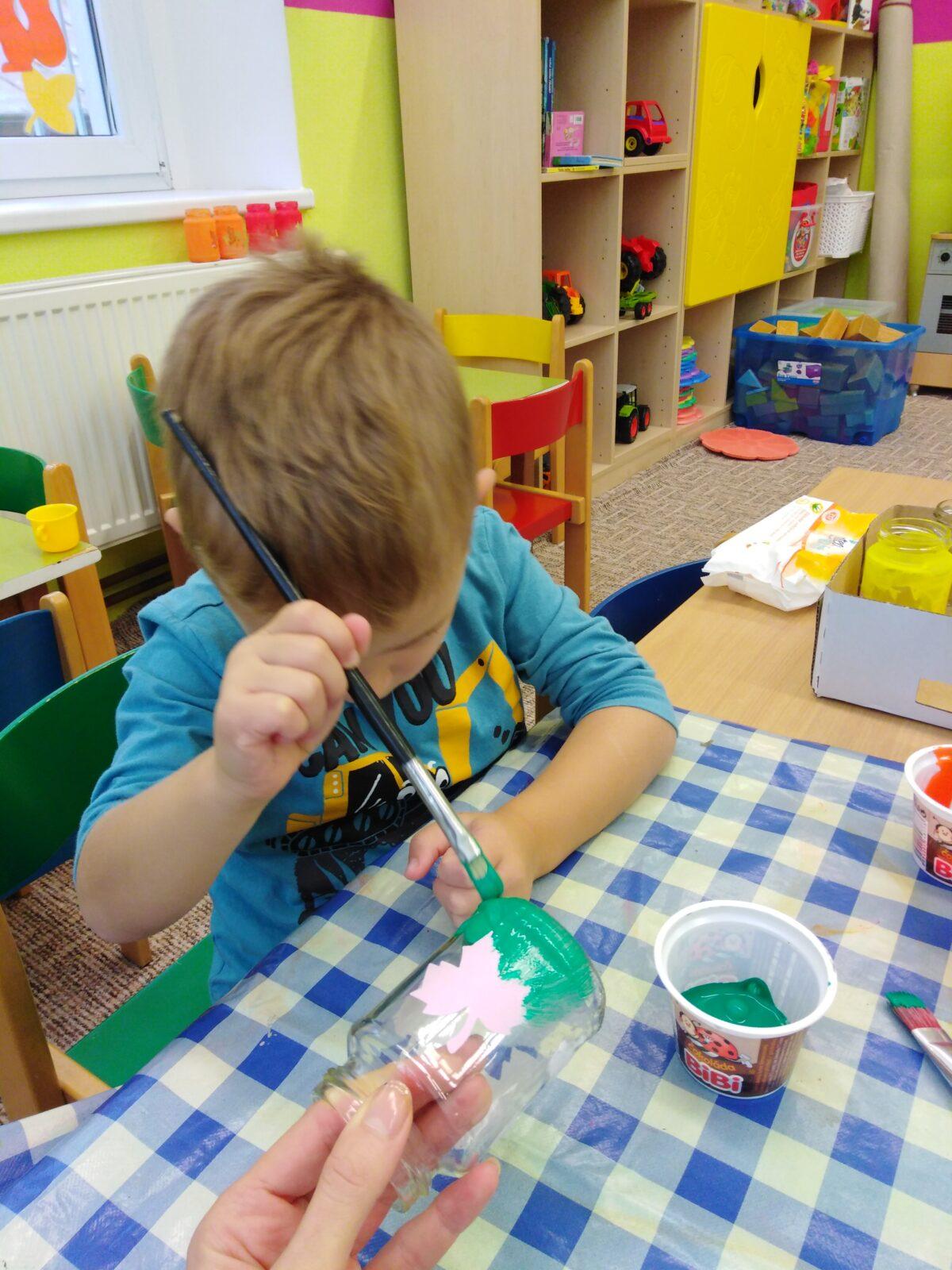 Broučci: "Tvořeníčko, tvoření" - "Listí žloutne, poletuje" - 12