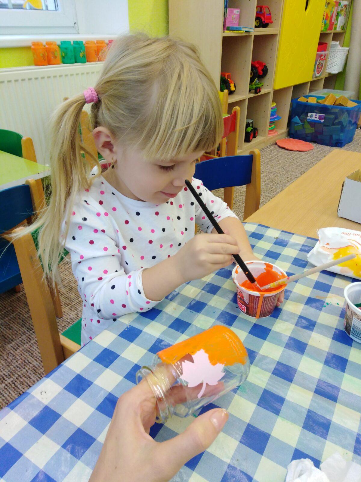 Broučci: "Tvořeníčko, tvoření" - "Listí žloutne, poletuje" - 21