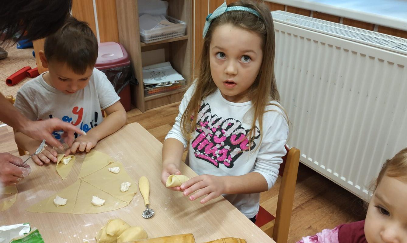 Pečení svatomartinských rohlíčků - 15