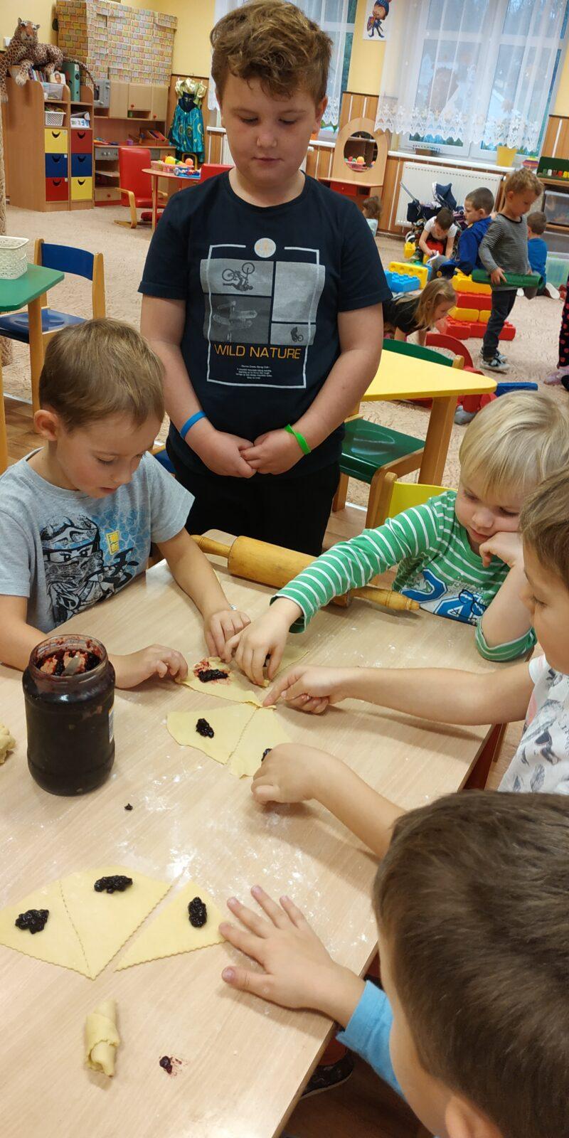 Pečení svatomartinských rohlíčků - 20