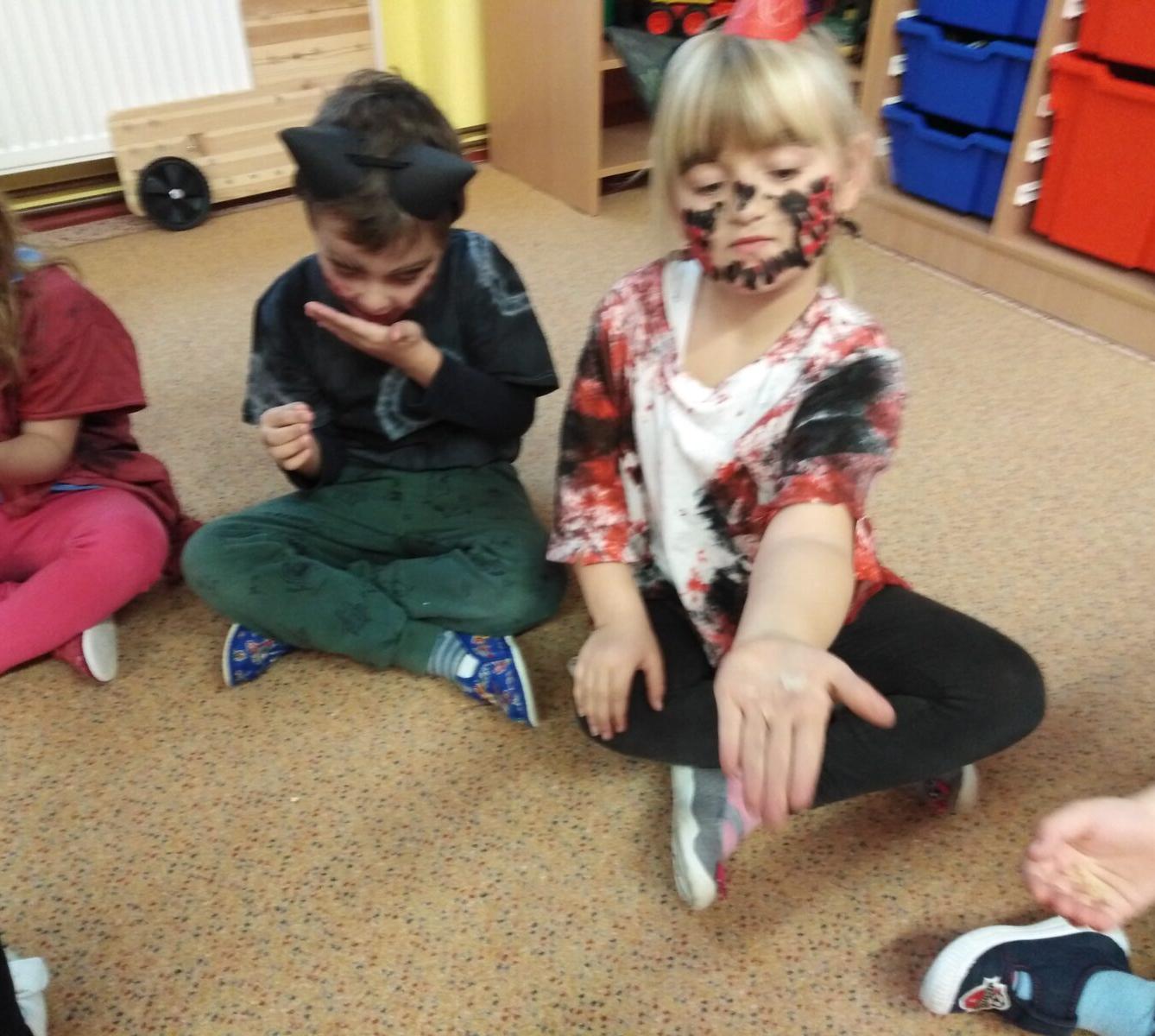 Návštěva ČERTA, MIKULÁŠE A ANDÍLKA v MŠ - 13