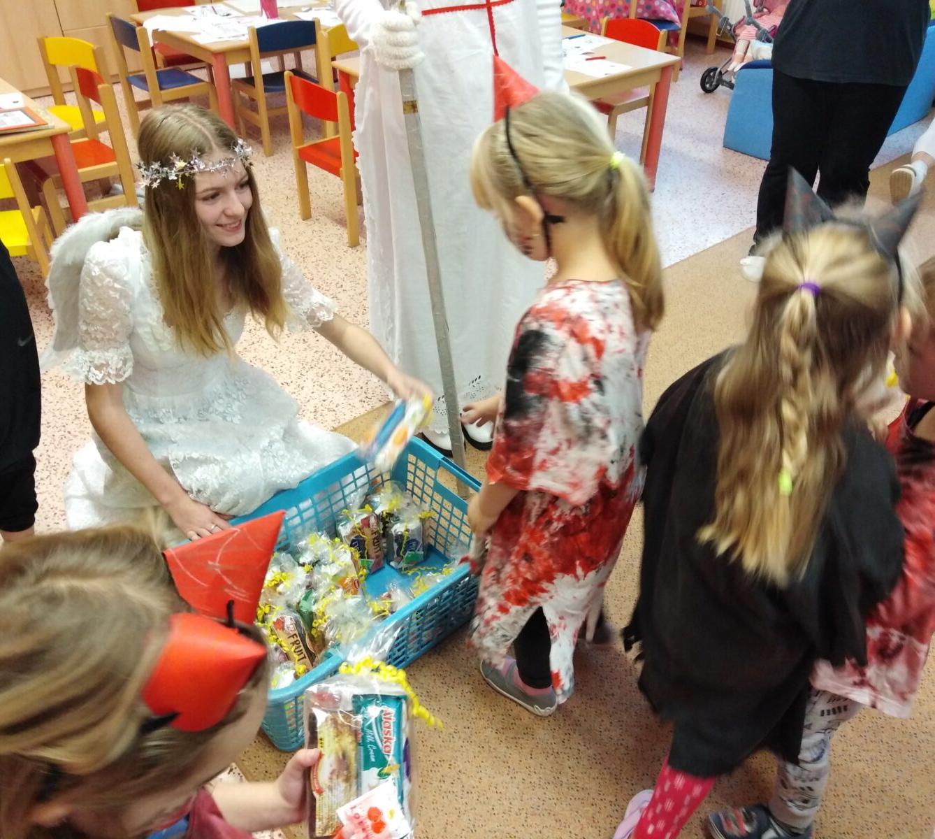 Návštěva ČERTA, MIKULÁŠE A ANDÍLKA v MŠ - 46