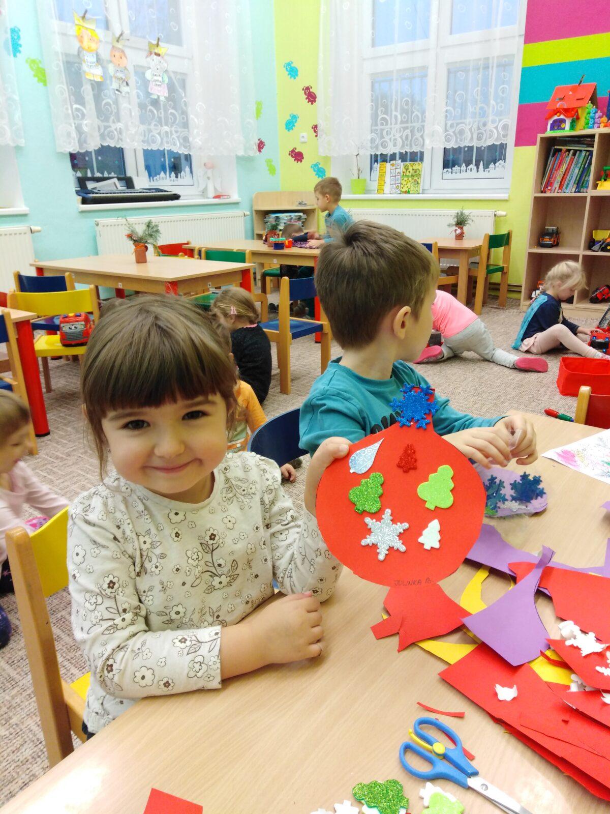 Broučci: Tvořeníčko, tvoření: "Odkud jsi vánoční stromečku?" - 38