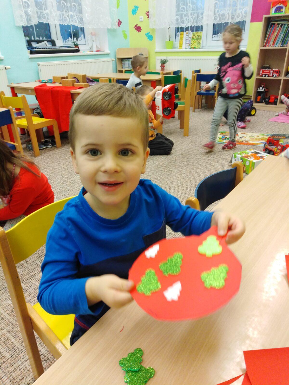 Broučci: Tvořeníčko, tvoření: "Odkud jsi vánoční stromečku?" - 55