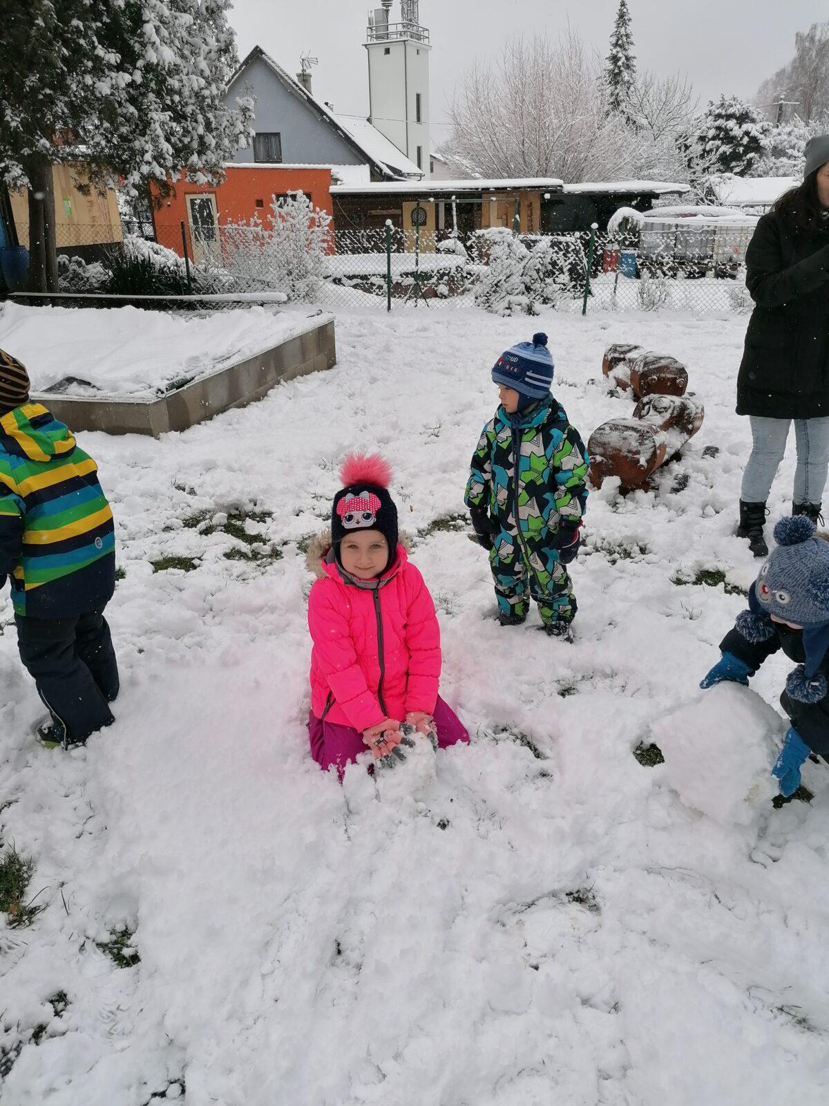 Konečně sníh!! užíváme si ho ze všech sil:-) - 2