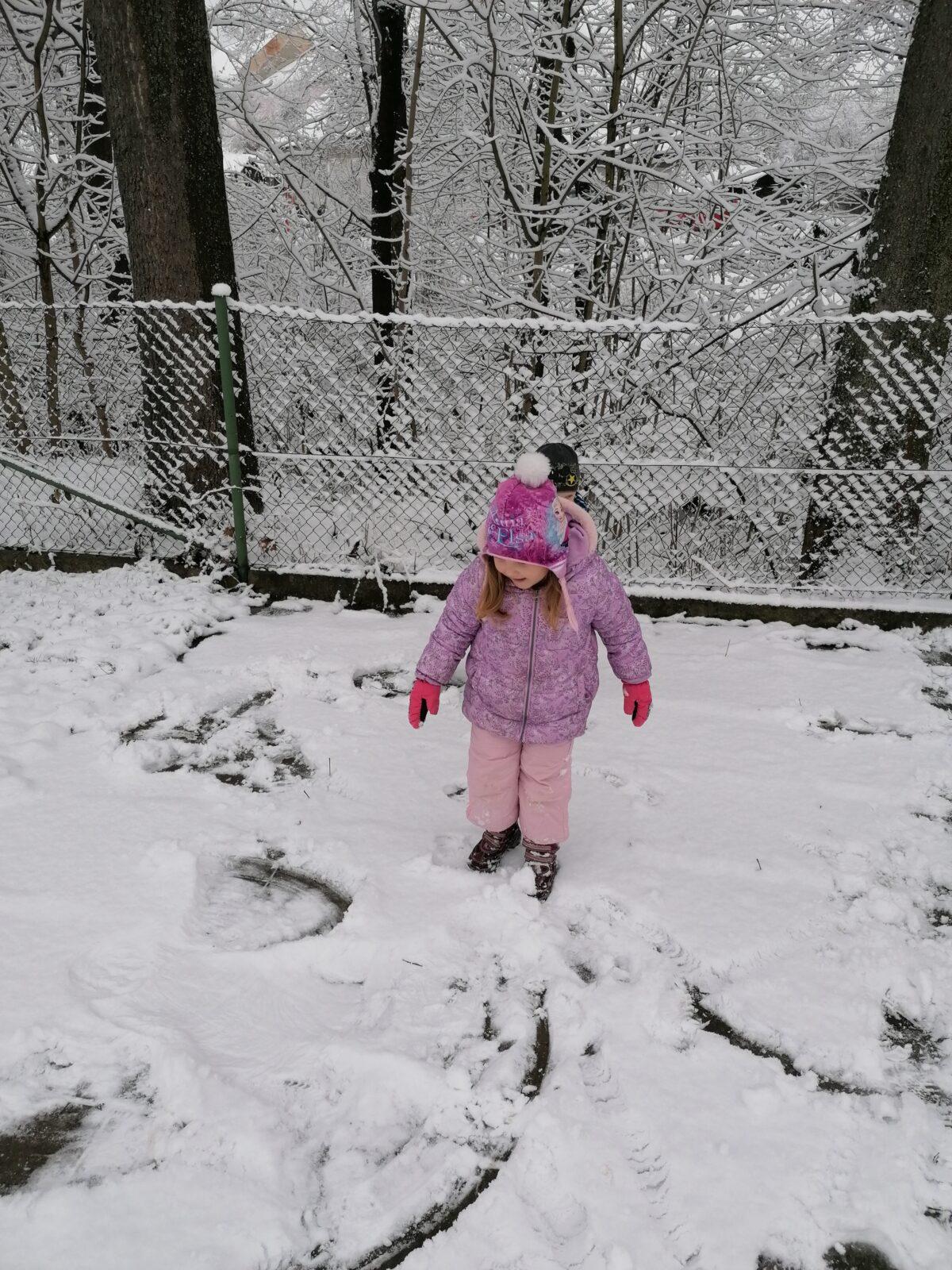 Konečně sníh!! užíváme si ho ze všech sil:-) - 3