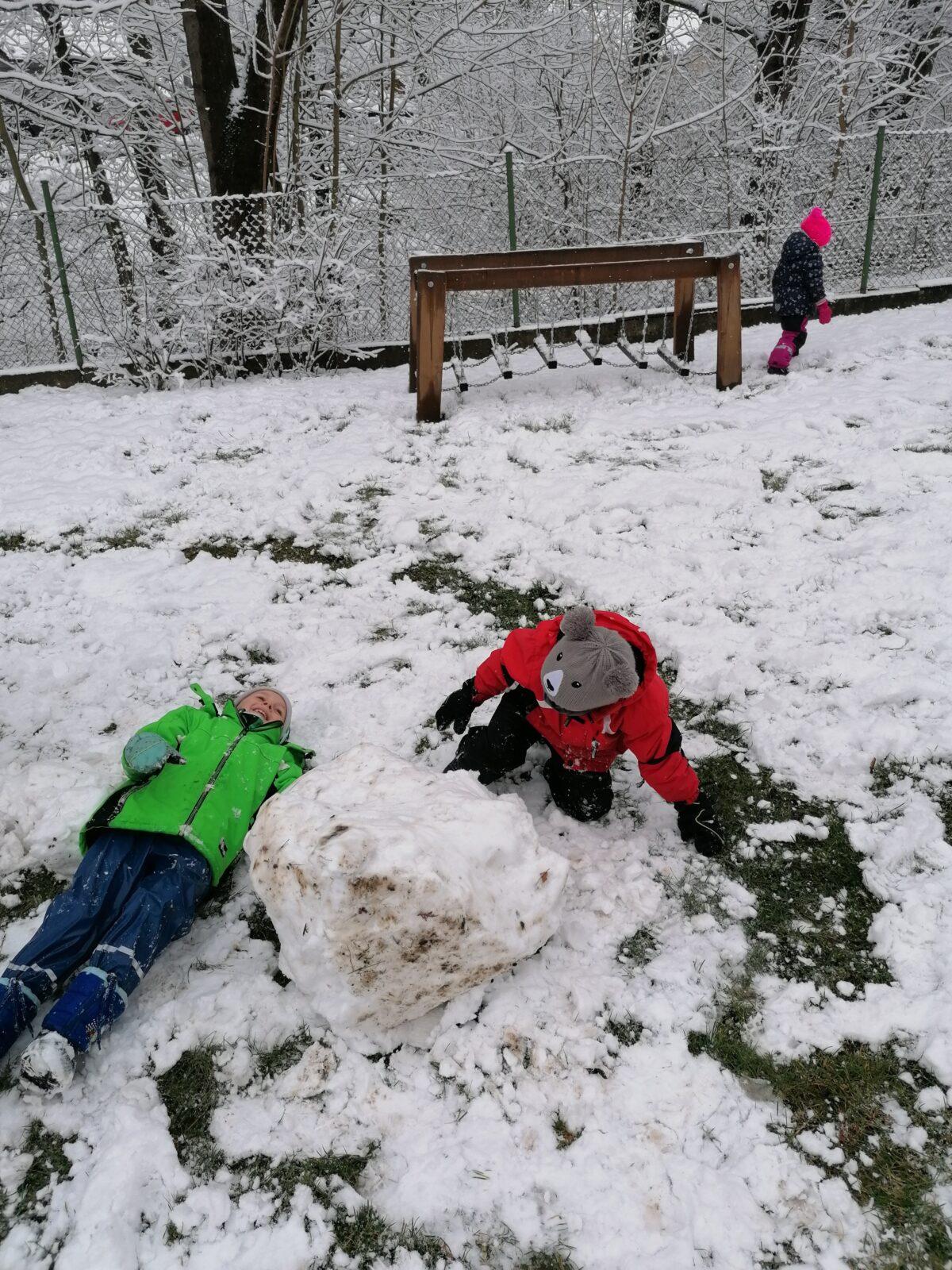 Konečně sníh!! užíváme si ho ze všech sil:-) - 9