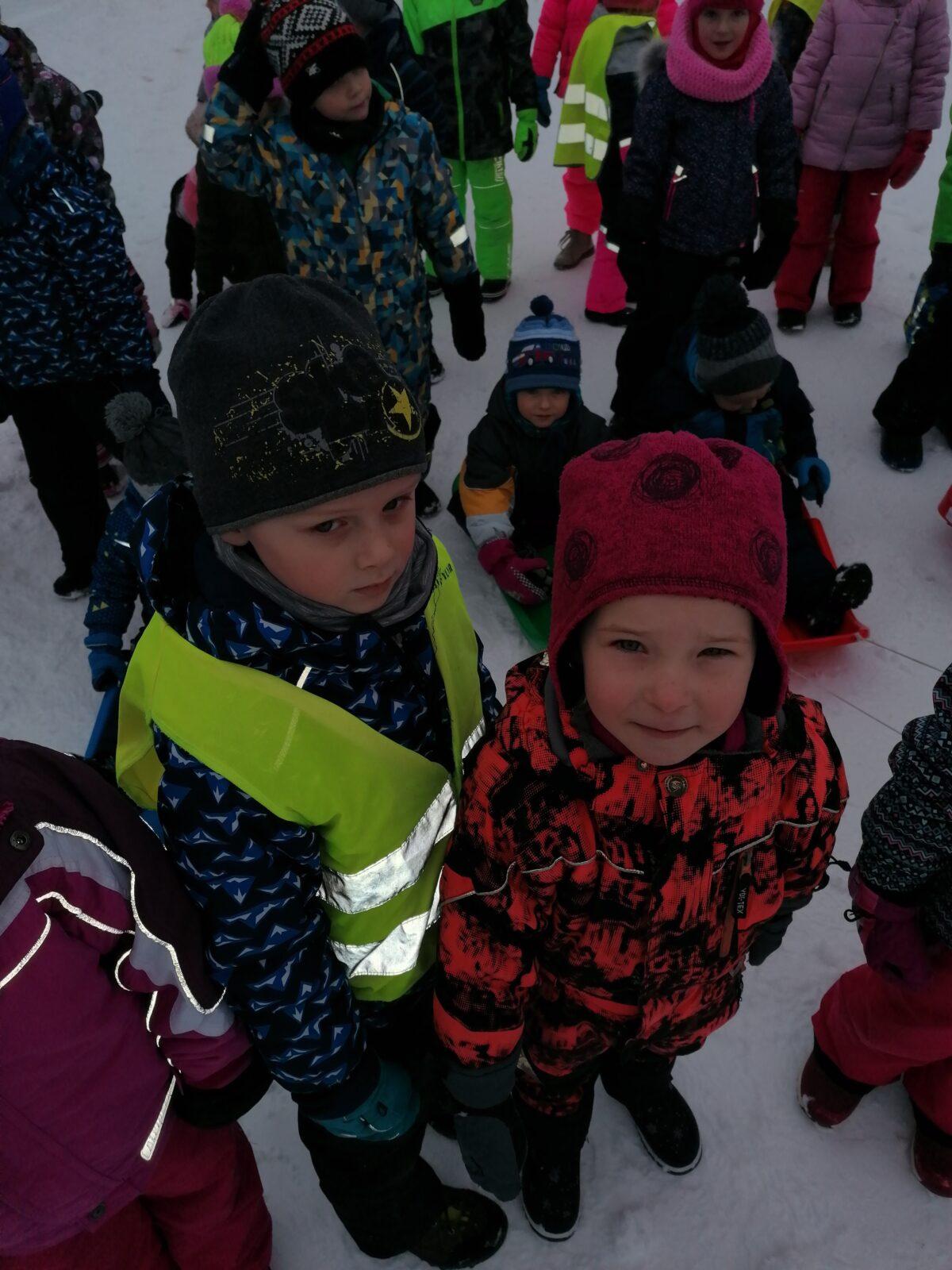 ZIMNÍ OLYMPIJSKÉ HRY V MŠ III. (závody "bobů" a "spřežení" :-)) - 11