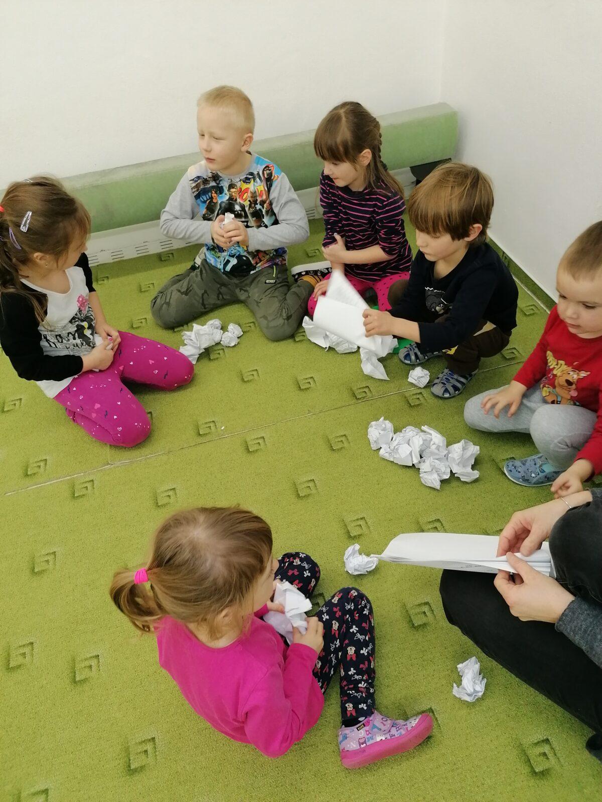 ZIMNÍ OLYMPIJSKÉ HRY V MŠ IV. ("stavíme sněhuláka") - 6