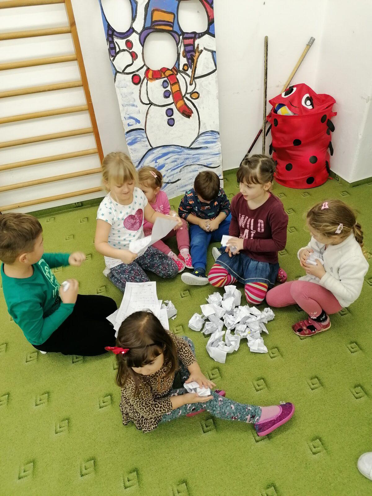 ZIMNÍ OLYMPIJSKÉ HRY V MŠ IV. ("stavíme sněhuláka") - 8