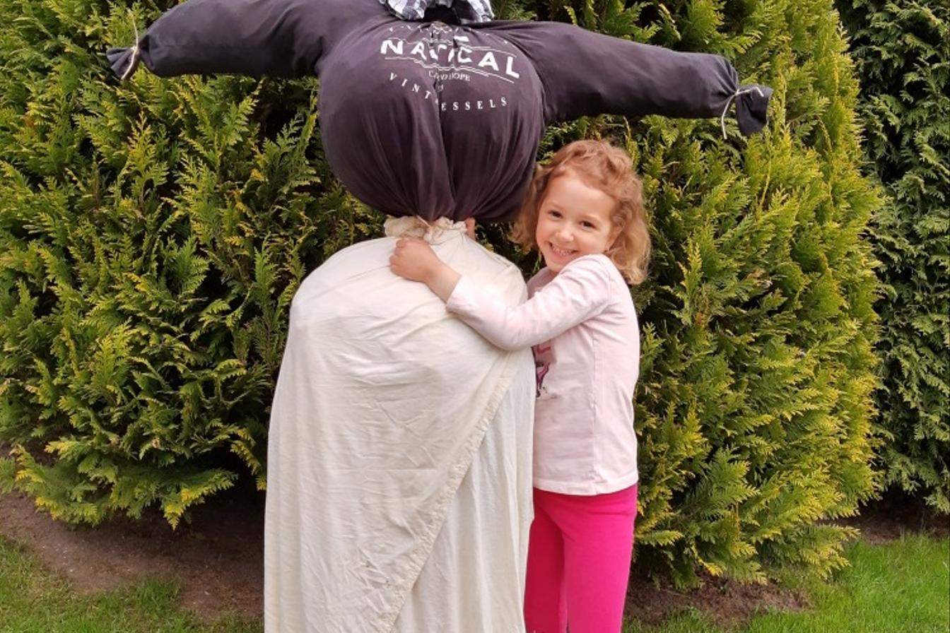 Distanční výuka - "Čarodějnický rej" - mladší děti :-)