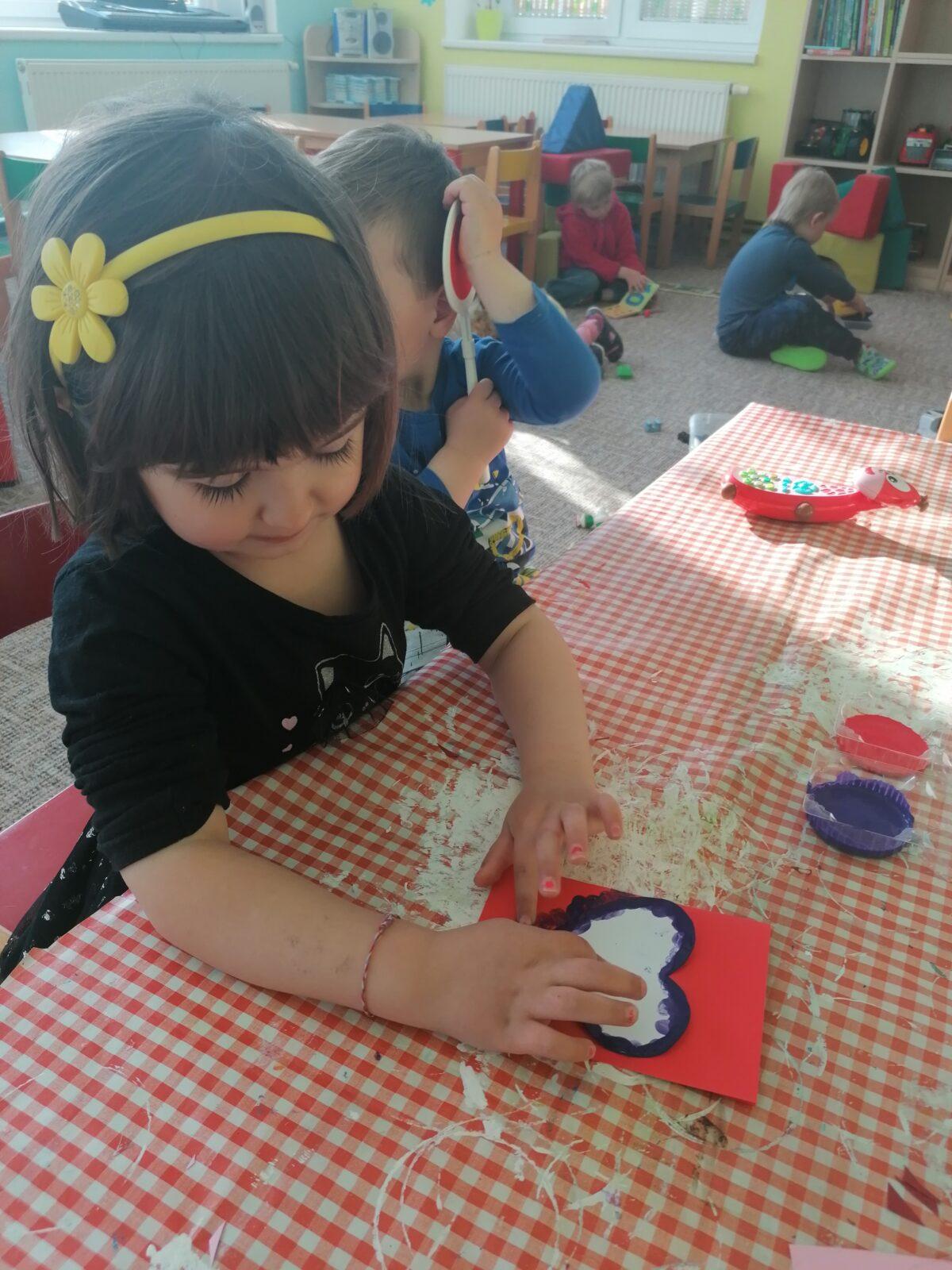 Vyrábíme přáníčko pro maminky:-) - 8