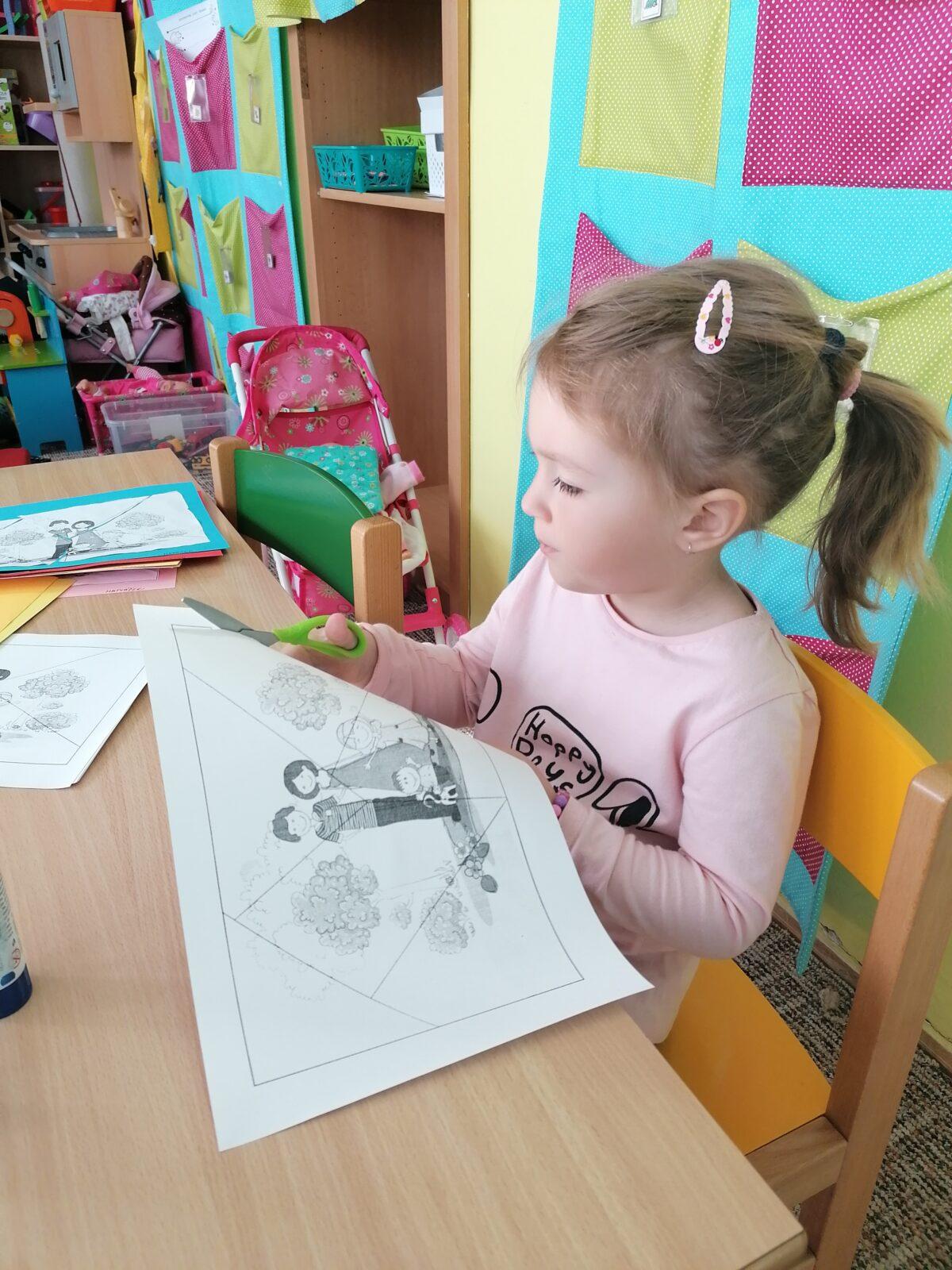 Broučci: "tvoříme" - Rodina - 20