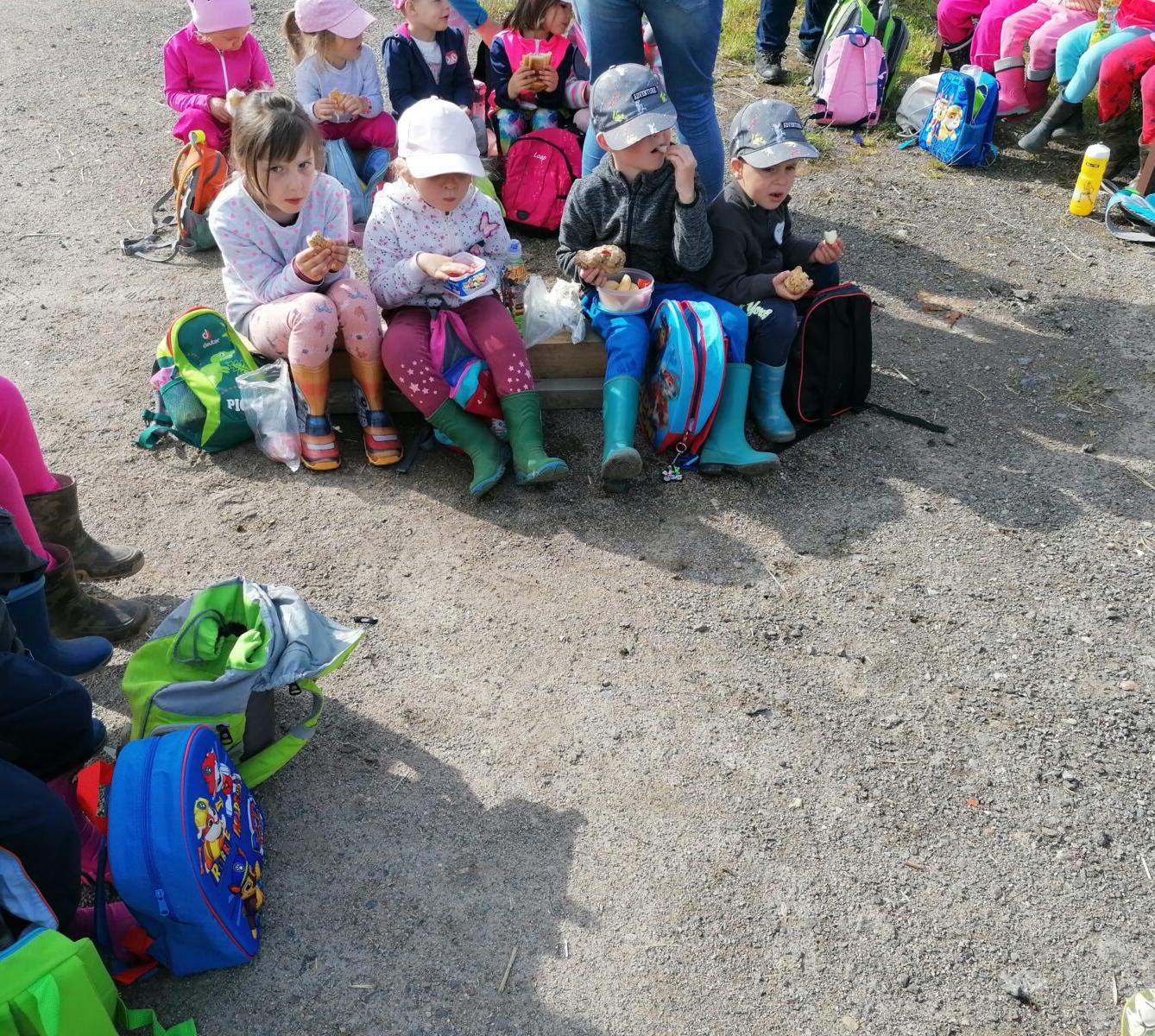 Sláva, nazdar výletu:-) (Babiččin statek - Líšnice) I. část - 56