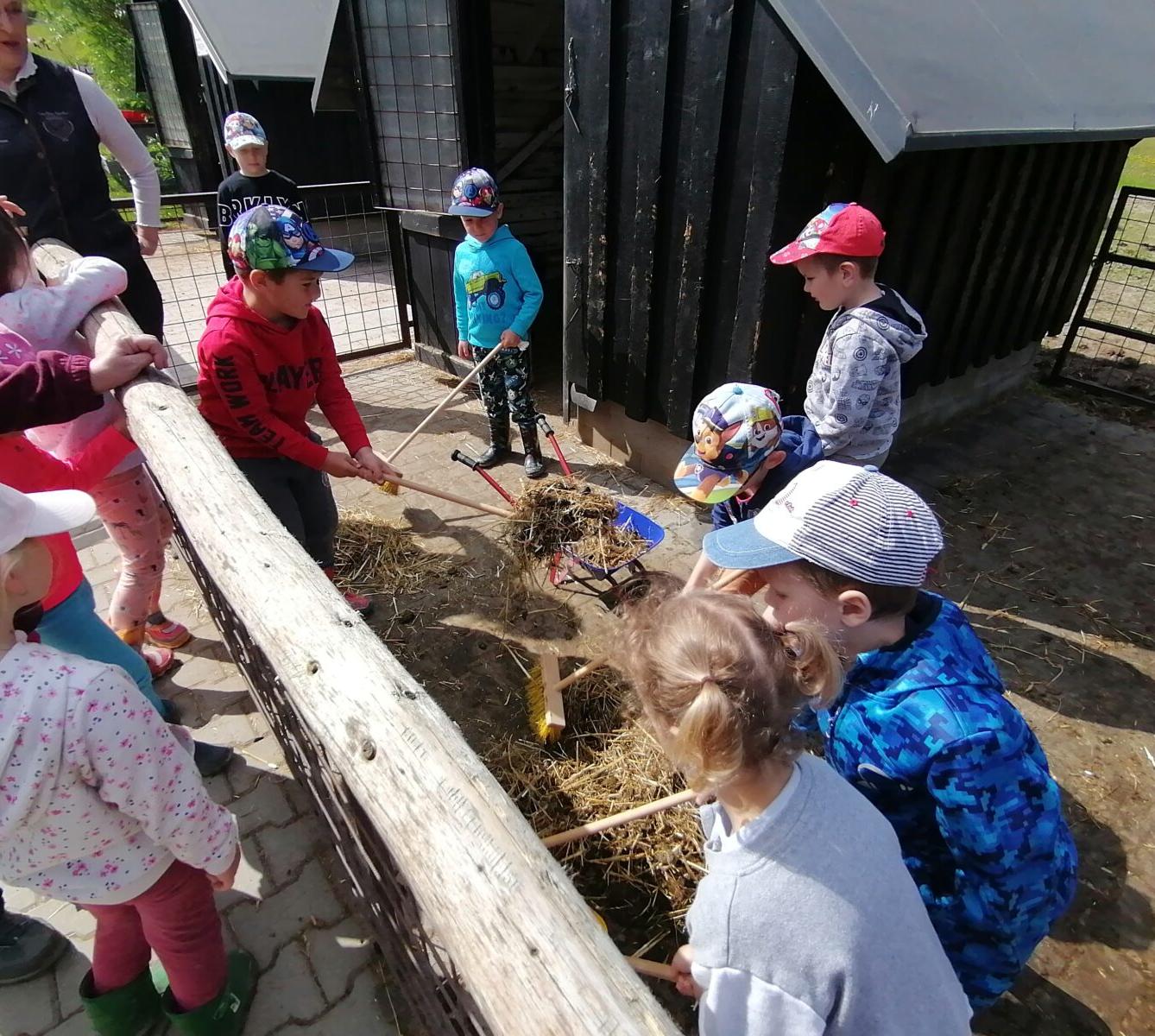 Sláva, nazdar výletu:-) (Babiččin statek - Líšnice) I. část - 99
