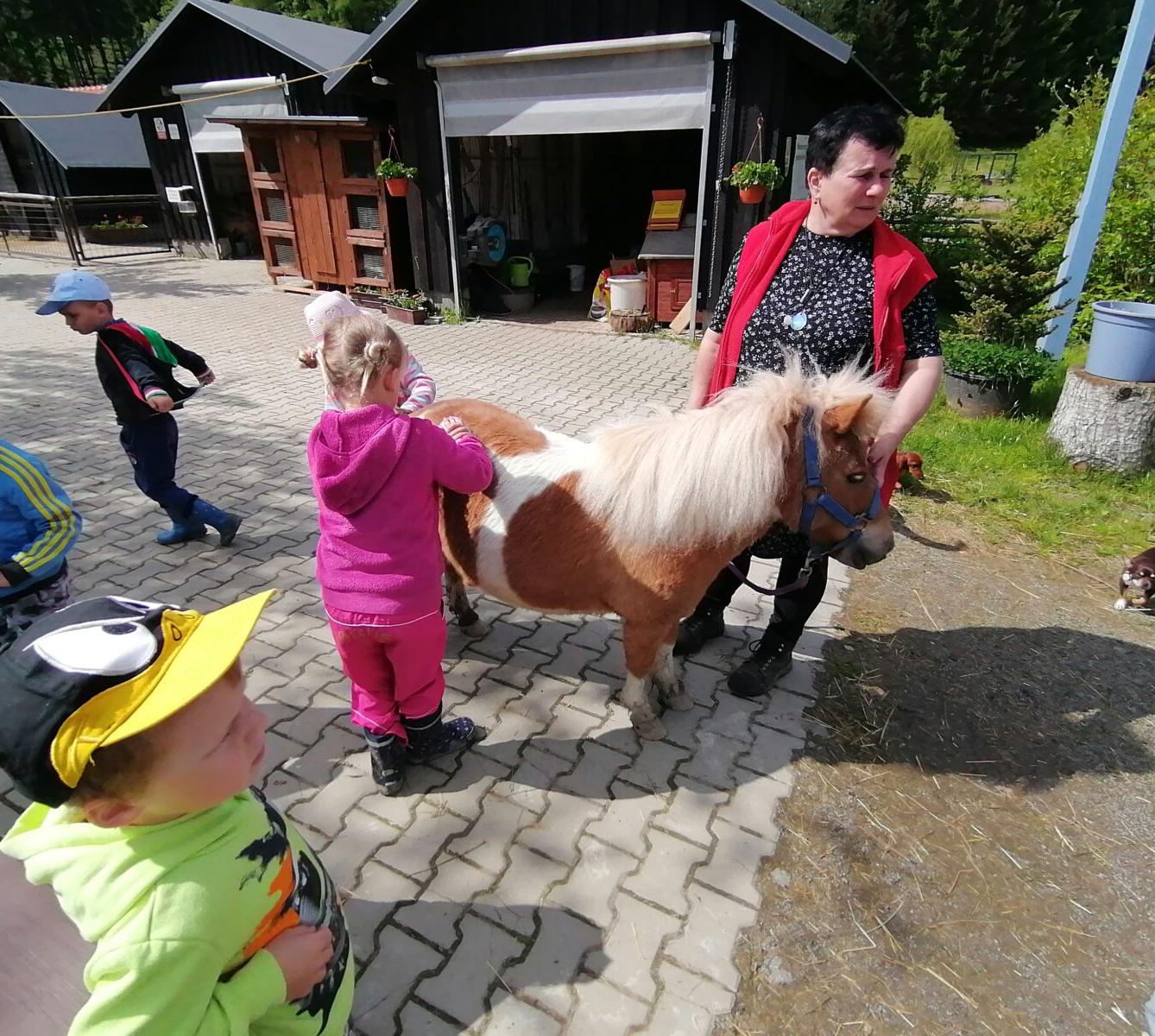 Sláva, nazdar výletu:-) (Babiččin statek - Líšnice) I. část - 101