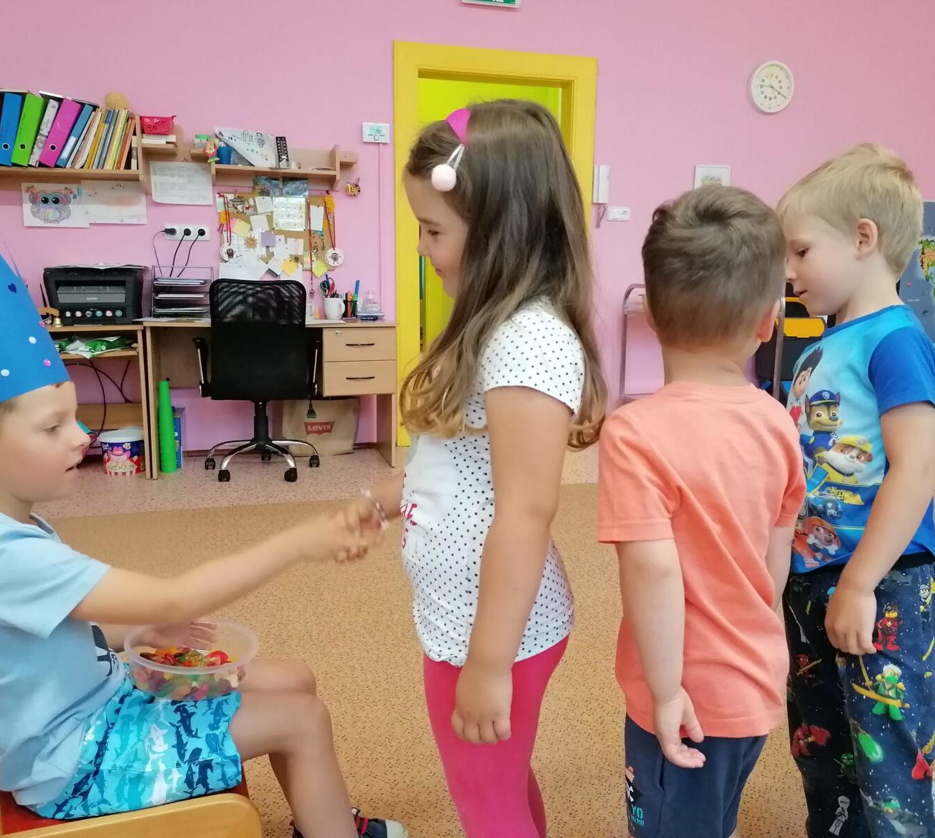 Slavíme!! Matýsek mě narozeniny :-) - 10