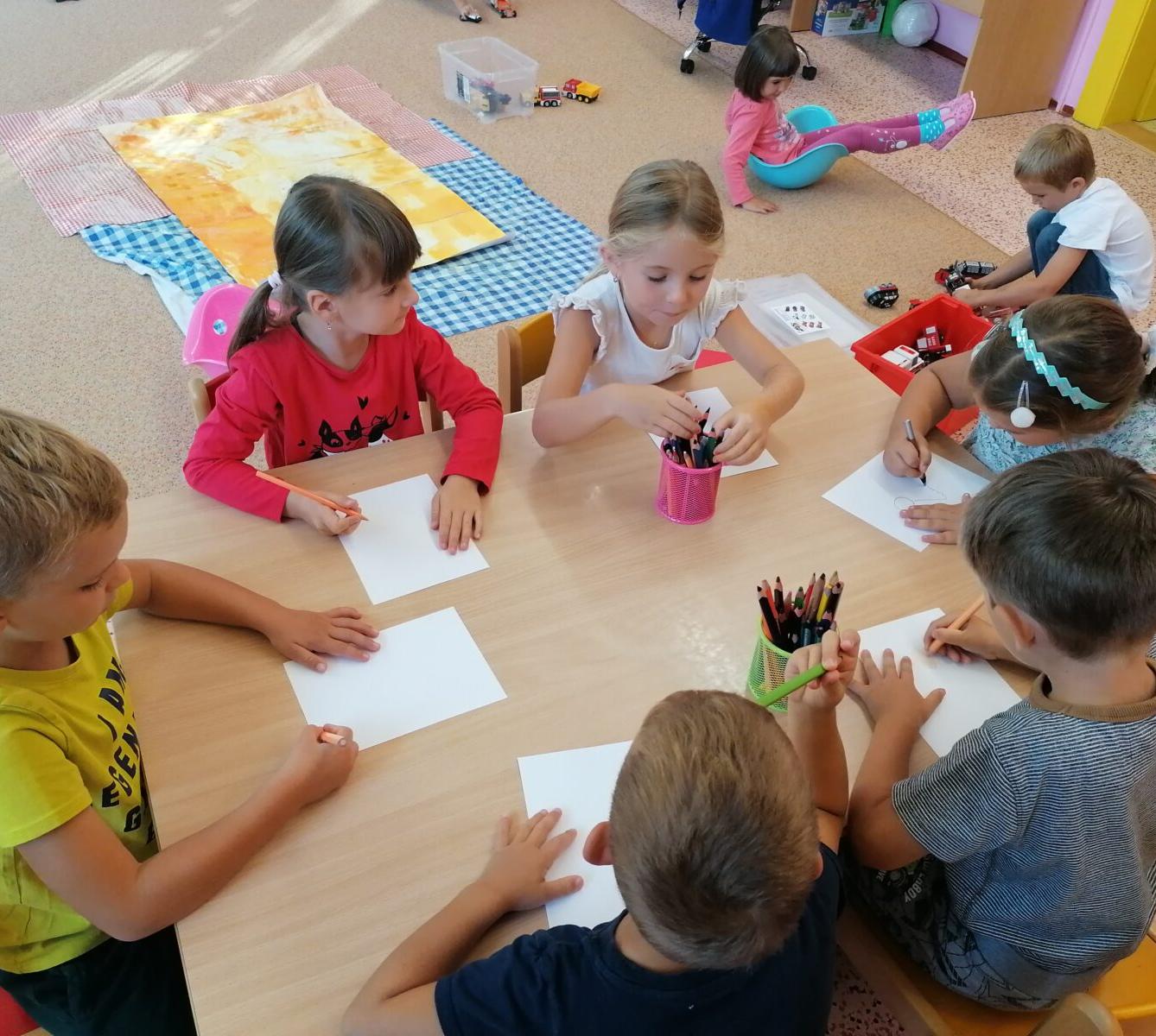 Sovičky: Tvořeníčko, tvoření "Naše, školka" - 9