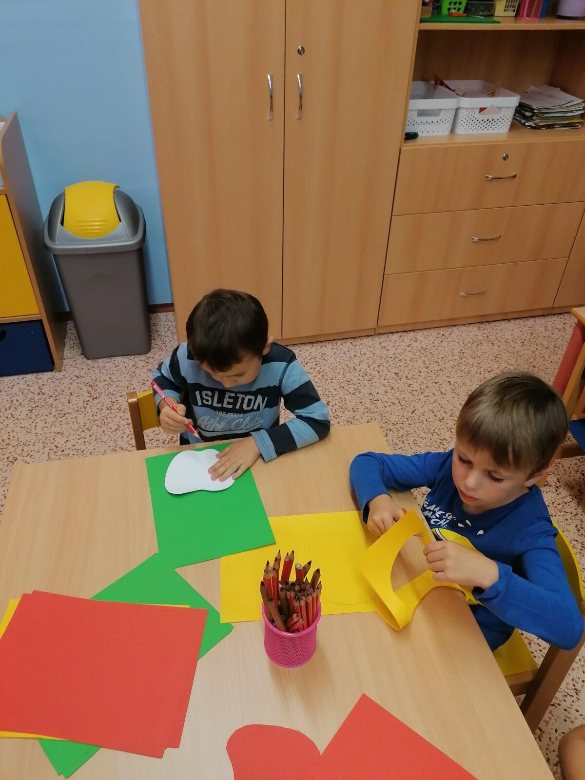 Tvořeníčko, tvoření: Sovičky: "jablíčko" - 3