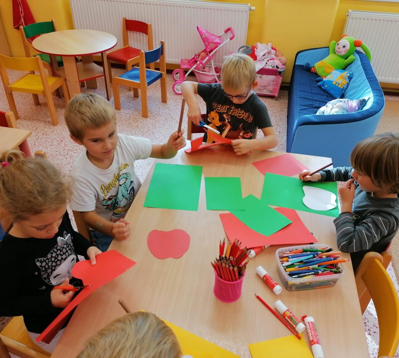 Tvořeníčko, tvoření: Sovičky: "jablíčko" - 14